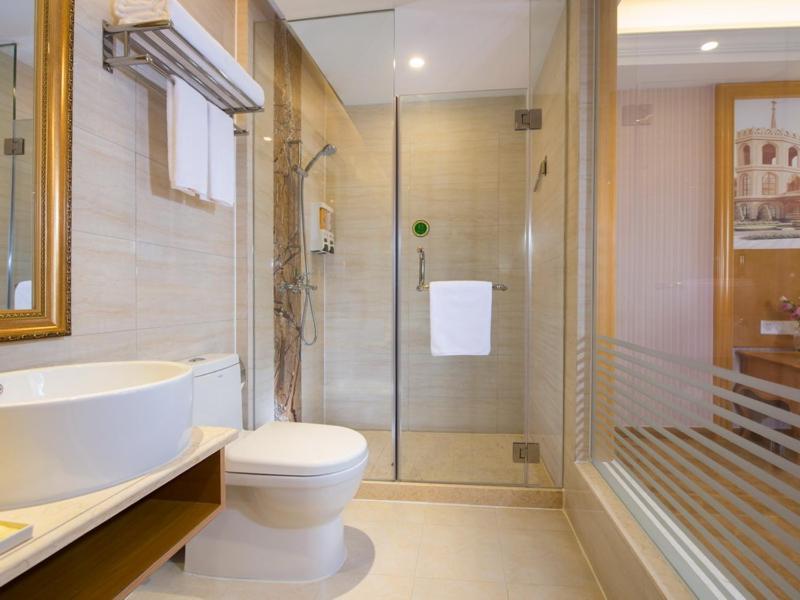 Vienna Classic Hotel Shenzhen Bantian Wuhe Avenue Buitenkant foto