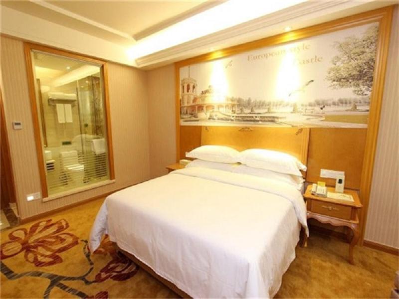 Vienna Classic Hotel Shenzhen Bantian Wuhe Avenue Buitenkant foto