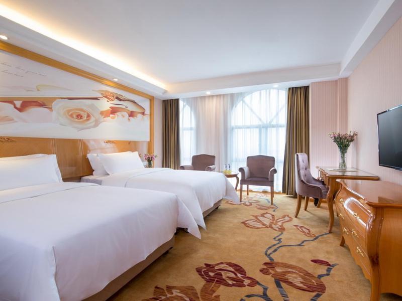 Vienna Classic Hotel Shenzhen Bantian Wuhe Avenue Buitenkant foto
