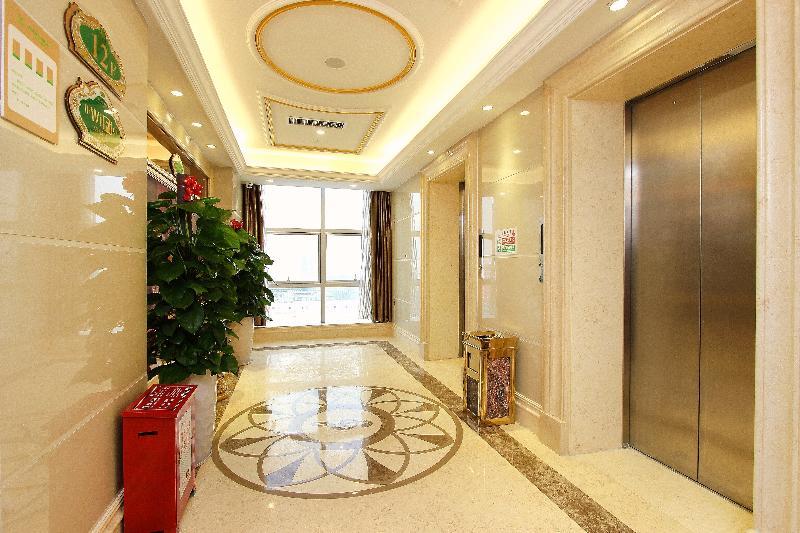 Vienna Classic Hotel Shenzhen Bantian Wuhe Avenue Buitenkant foto