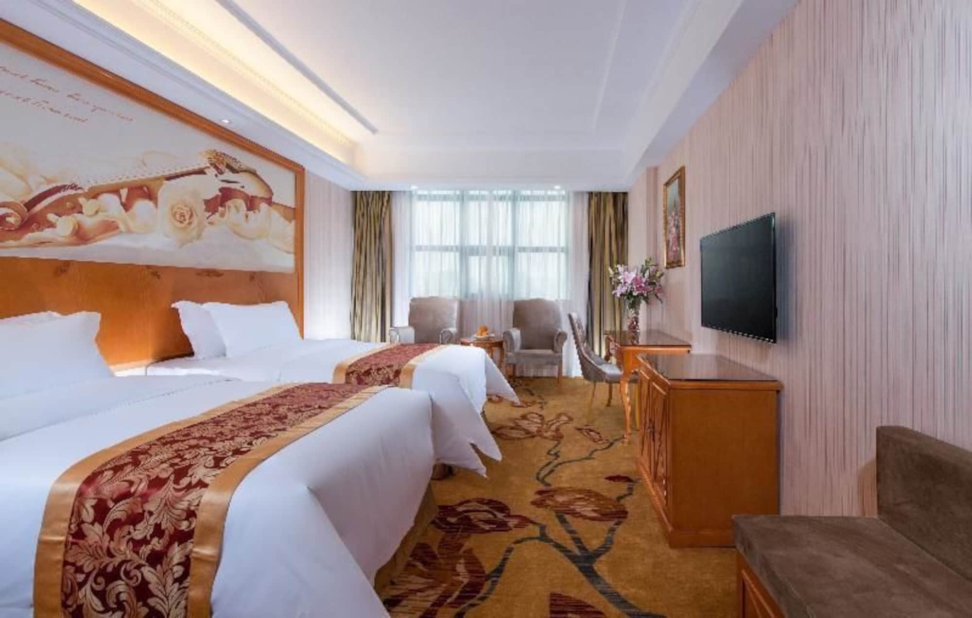 Vienna Classic Hotel Shenzhen Bantian Wuhe Avenue Buitenkant foto